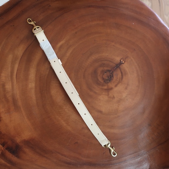 Clare V. Grande Fanny in Cream Rattan - Picture 13 of 14